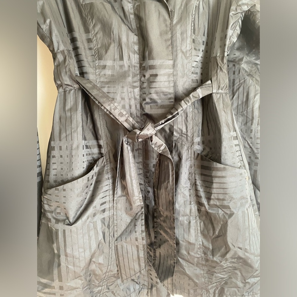 Oakley Windbreaker Black Jacket Medium - image 2